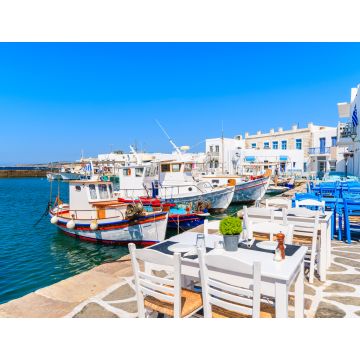 Lais Puzzle - Tavernentische und typische griechische Fischerboote im Hafen von Naoussa, Insel Paros, Kykladen, Griechenland - 1.000 Teile