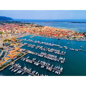 Lais Puzzle - Segelboote im Yachthafen und die Stadt Lefkada, Griechenland - 1.000 Teile
