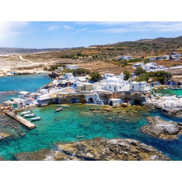 Lais Puzzle - Luftaufnahme des traditionellen Fischerdorfes Mandrakia auf der Insel Milos, Griechenland, mit den bunten Bootshäusern direkt am Wasser - 1.000 Teile