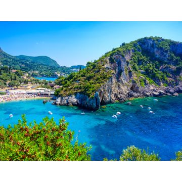 Lais Puzzle - Agios Spiridon Beach mit kristallklarem, azurblauem Wasser und weißem Strand in wunderschöner Landschaftskulisse - paradiesische Küste der Insel Korfu bei Paleokastritsa, Ionischer Archipel, Griechenland - 1.000 Teile