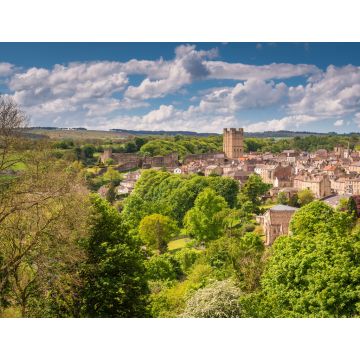 Lais Puzzle - Richmond Town and Castle / Die Marktstadt Richmond liegt am Rande der North Yorkshire Dales, am Ufer des Flusses Swale - 1.000 Teile