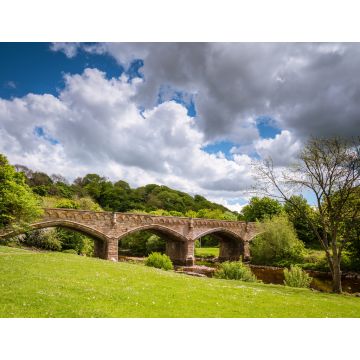 Lais Puzzle - Mercury Bridge Richmond / Der Marktflecken Richmond liegt am Rande der North Yorkshire Dales, am Ufer des Flusses Swale - 1.000 Teile
