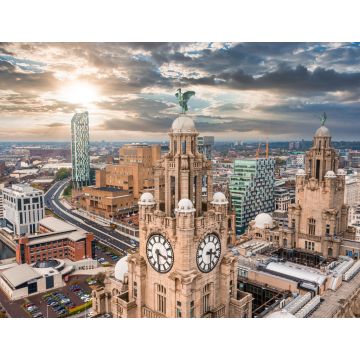 Lais Puzzle - Luftaufnahme des Turms des Royal Liver Building in Liverpool, Großbritannien, bei schönem Sonnenuntergang - 1.000 Teile