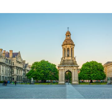 Lais Puzzle - Campanile im Inneren des Campus des Trinity College in Dublin, Irland - 1.000 Teile
