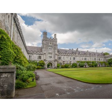 Lais Puzzle - Long Hall und Uhrenturm des University College Cork, Irland - 1.000 Teile