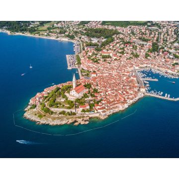Lais Puzzle - Schöne Luftaufnahme der Stadt Rovinj von der Adria aus. Die Altstadt von Rovinj, Istrien, Kroatien - 1.000 Teile