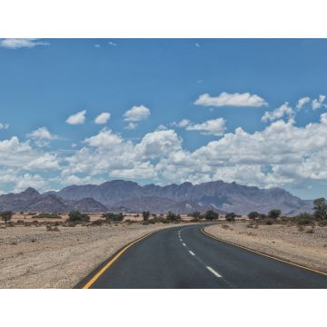 Lais Puzzle - Asphaltstraße mit Bergen am Horizont, Namibia - 1.000 Teile
