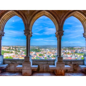 Lais Puzzle - Blick auf Leiria durch die Arkaden der örtlichen Burg, Portugal - 1.000 Teile