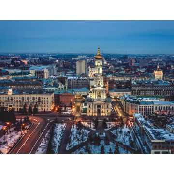 Lais Puzzle - Beleuchtete Mariä-Himmelfahrt-Kathedrale in Charkiw - 1.000 Teile