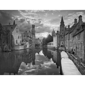 Lais Puzzle - Brügge. Bild von Brügge, Belgien während eines dramatischen Sonnenuntergangs in schwarz weiß - 1.000 Teile