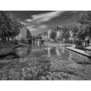 Lais Puzzle - Die Handwerkerstadt Isle sur la Sorgue im Departement Vaucluse in der Provence, Südfrankreich in schwarz weiß - 1.000 Teile