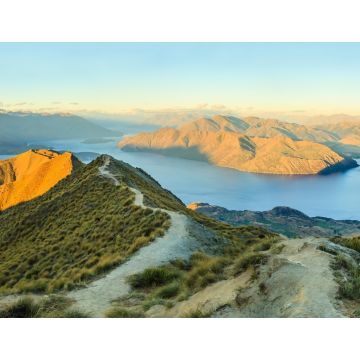 Lais Puzzle - Atemberaubender Panoramablick vom Roys Peak am Lake Wanaka mit goldenem Sonnenlicht in der Dämmerung, Südinsel, Neuseeland - 1.000 Teile