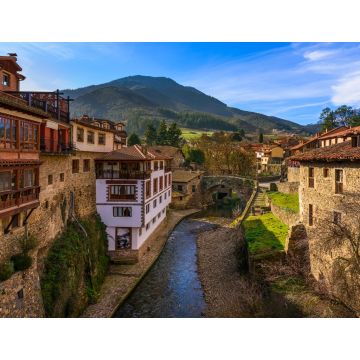Lais Puzzle - Bergdorf der Potes, Kantabrien - 1.000 Teile