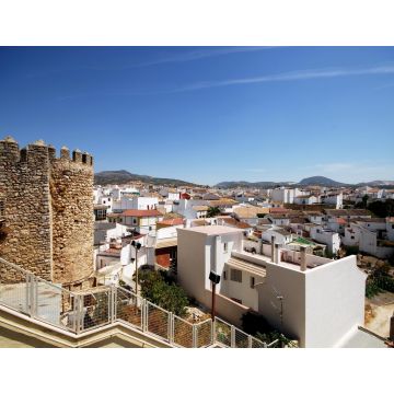 Lais Puzzle - Burgzinnen und Teil der Stadt (Castillo de los Condes de Cabra), Cabra, Provinz Córdoba, Andalusien, Spanien, - 1.000 Teile