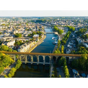 Lais Puzzle - Laval, Frankreich - 1.000 Teile