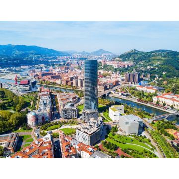 Lais Puzzle - Bilbao Panoramablick aus der Luft. Bilbao ist die größte Stadt im Baskenland in Nordspanien - 1.000 Teile