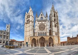 Lais Puzzle - Plaza de Regla und Kathedrale von Leon, Spanien - 100, 200, 500 & 1.000 Teile