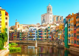 Lais Puzzle - Bunte Häuser am Fluss Onyar in Girona, Katalonien, Spanien - 1.000 Teile