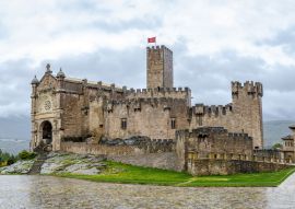 Lais Puzzle - Mittelalterliche Burg von Javier in Navarra, Spanien - 100, 200, 500 & 1.000 Teile