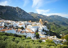 Lais Puzzle - Pueblos Blancos - Panoramablick auf Zuheros, Subbética, Córdoba, Spanien - 1.000 Teile