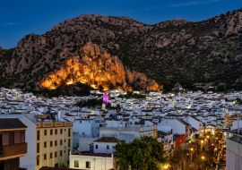 Lais Puzzle - Pueblo Blancos - Ermita de San Antonio in Ubrique, Cadiz, Andalusien - 1.000 Teile