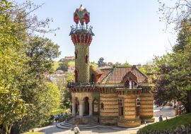 Lais Puzzle - Villa Quijano, El Capricho, Comillas, Kantabrien, Spanien - 1.000 Teile