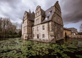 Lais Puzzle - Wasserschloss Schelenburg in Bissendorf bei Osnabrück - 100, 200, 500 & 1.000 Teile