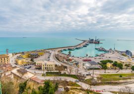 Lais Puzzle - Hafen von Ortona, Abruzzen - 100, 200, 500 & 1.000 Teile