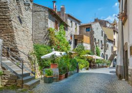 Lais Puzzle - Mittelalterlicher Bezirk San Pellegrino in Viterbo, Latium (Italien). - 1.000 Teile