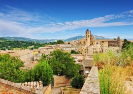 Lais Puzzle - Blick auf die mittelalterliche Stadt Urbino - 100, 200, 500 & 1.000 Teile