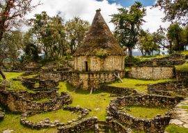 Lais Puzzle - Berühmte Ansicht der verlorenen Stadt Kuelap, Peru - 100, 200, 500 & 1.000 Teile