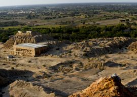 Lais Puzzle - Panoramablick auf Huacas in Tucume, Peru - 100, 200, 500 & 1.000 Teile