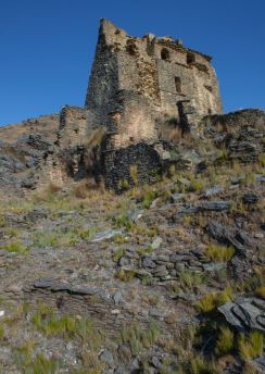 Lais Puzzle - Susupillo. Ruine eines Inka-Tempels. Peru. Anden. Region Huánuco, Provinz Huamalíes, Distrikt Tantamayo - 100, 200, 500 & 1.000 Teile