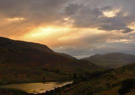 Lais Puzzle - Sonnenuntergang in der Laguna de ñahuimpuquio im zentralen Hochland von Peru. Chupaca - Peru - 100, 200, 500 & 1.000 Teile