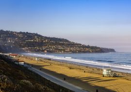 Lais Puzzle - Strand im schönen Morgenlicht am Strand von Redondo, Peru - 100, 200, 500 & 1.000 Teile