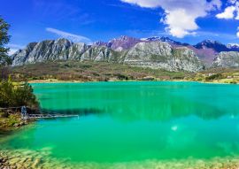 Lais Puzzle - Einzigartiger türkisfarbener See, See von Castel San Vincenzo in Molise, Italien - 100, 200, 500 & 1.000 Teile