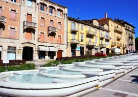 Lais Puzzle - Italienische Kleinstadt Acqui Terme - 100, 200, 500 & 1.000 Teile