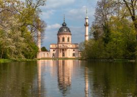 Lais Puzzle - Atemberaubender Blick auf die Moschee im Garten des Schwetzinger Schlosses - 100, 200, 500 & 1.000 Teile