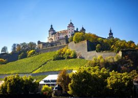 Lais Puzzle - Würzburg, Ansicht mit Weinbergen und Schloss - 100, 200, 500 & 1.000 Teile