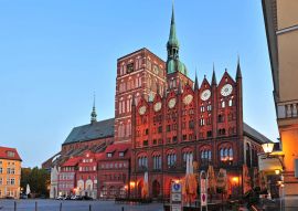Lais Puzzle - Stralsund, Rathaus - 100, 200, 500 & 1.000 Teile