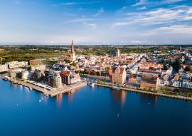 Lais Puzzle - Stadthafen Rostock mit Speichern - 100, 200, 500 & 1.000 Teile