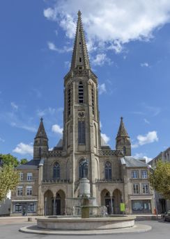 Lais Puzzle - Die Kirche Saint-Louis in Saarlouis - 100, 200, 500 & 1.000 Teile