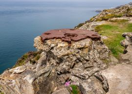 Lais Puzzle - Küste von Anglesey bei Holyhead, mit North Stack im Hintergrund, Wales - 100, 200, 500 & 1.000 Teile