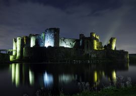 Lais Puzzle - Caerphilly Castle bei Nacht, Wales - 100, 200, 500 & 1.000 Teile