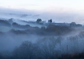 Lais Puzzle - Kalter, nebliger Morgen in walisischer Landschaft - 100, 200, 500 & 1.000 Teile