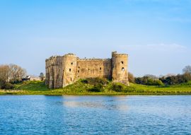 Lais Puzzle - Ruinen von Carew Castle, Pembrokeshire, Wales - 100, 200, 500 & 1.000 Teile