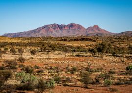 Lais Puzzle - Rotes Zentrum Landschaft mit entfernten Blick auf Mount Sonder Northern Territory Outback Australien - 100, 200, 500 & 1.000 Teile