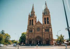 Lais Puzzle - St. Peter's Kathedrale von Adelaide, Südaustralien - 100, 200, 500 & 1.000 Teile