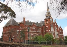 Lais Puzzle - Camp Hill Primary School (erbaut 1878) in Bendigo, Australien - 100, 200, 500 & 1.000 Teile