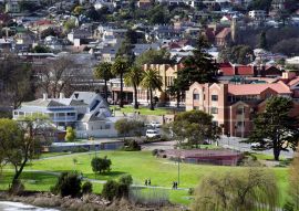 Lais Puzzle - Spaziergänger, Kings Park, Launceston, Tasmanien, Australien - 100, 200, 500 & 1.000 Teile